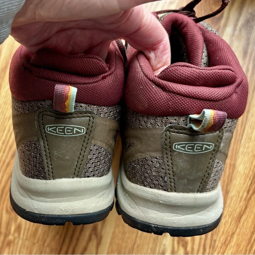 Keen Women's Gypsum II Winter Boots - Brown and Burgundy - Size 7.5